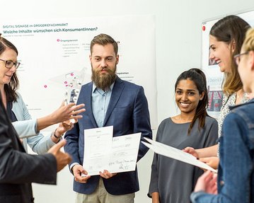 Master Marketing Management Berlin Urkundenübergabe
