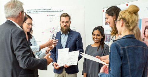 Master Marketing Management Berlin Urkundenübergabe