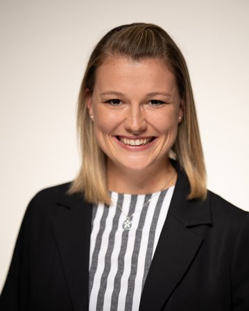 Portraitfoto Prof. Dr. Annika Jahn