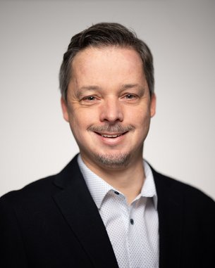 Portrait photo of Martin Kreschel