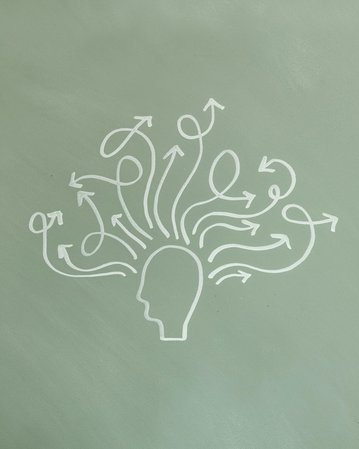 Ein Kopf-Symbol mit zahlreichen Pfeilen, die in verschiedene Richtungen zeigen, symbolisiert Gedanken oder Ideenfluss.