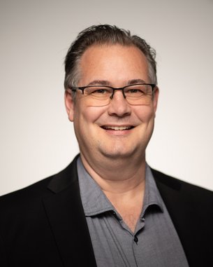 Portraitfoto Lars Tilgner